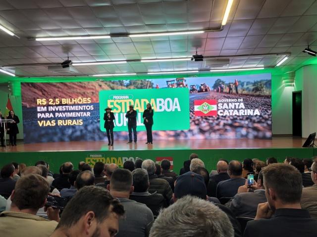Tunápolis participa de lançamento do programa 