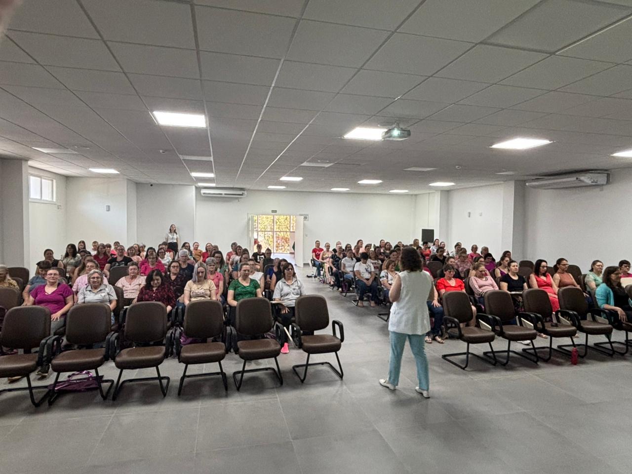 Tunápolis realiza o 1º Encontro da Mulher Rural