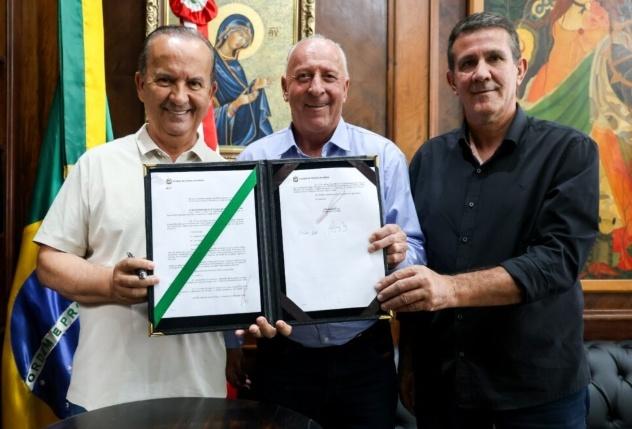 SC proíbe reconstituição de leite em pó importado para proteger produtores locais